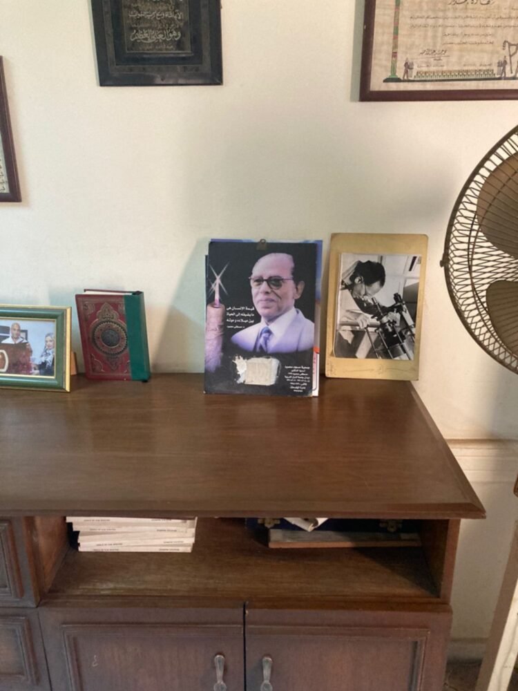 messenger_creation_33bbfbcb-15f8-4ea6-8ded-8be6af1675f34564728915079403047-750x1000