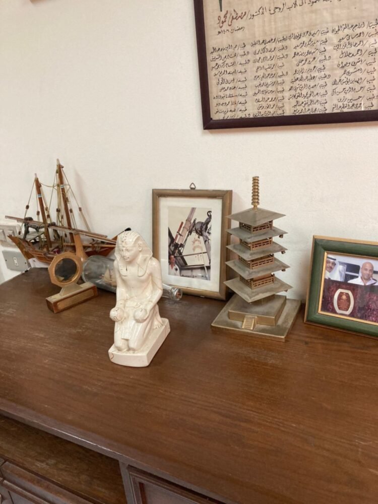 messenger_creation_9d501640-5fd2-45fe-a84c-75a4cc9baea24571862204044649536-750x1000